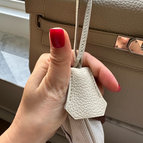 Hermes Kelly 32 cm Beton color ,Togo leather ,silver hardware - Picture 16 of 16